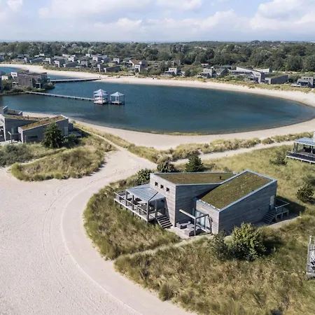 Villa 77 - Beachfront | Directly On The With Views Over The Water Ouddorp