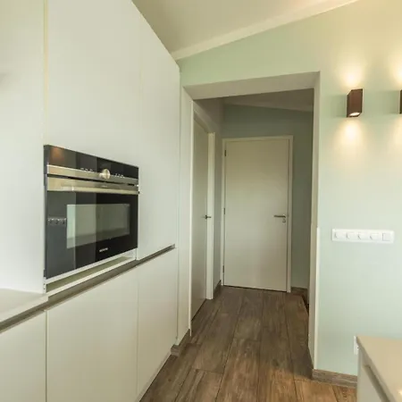 77 - Beachfront | Directly On The With Views Over The Water