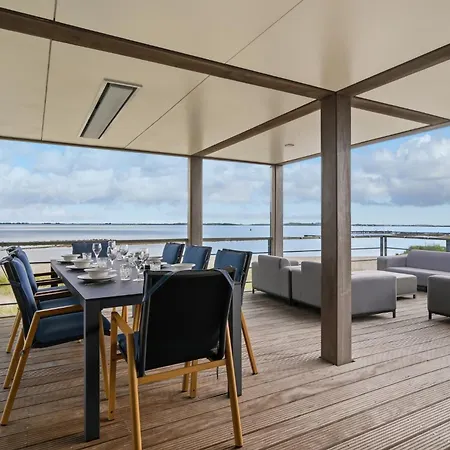 77 - Beachfront | Directly On The With Views Over The Water Villa Ouddorp